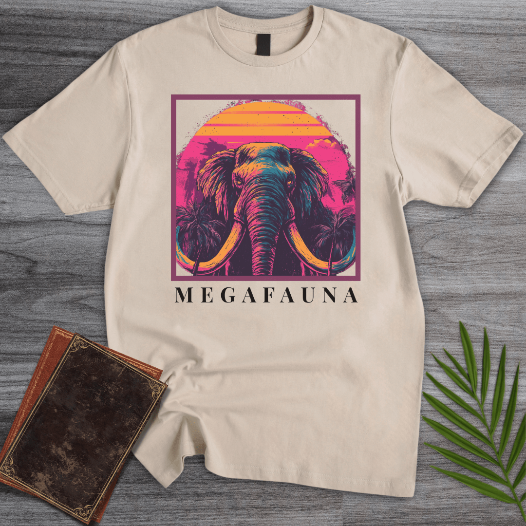 T-Shirt Sand / S Megafauna Mammoth at Dusk T-Shirt