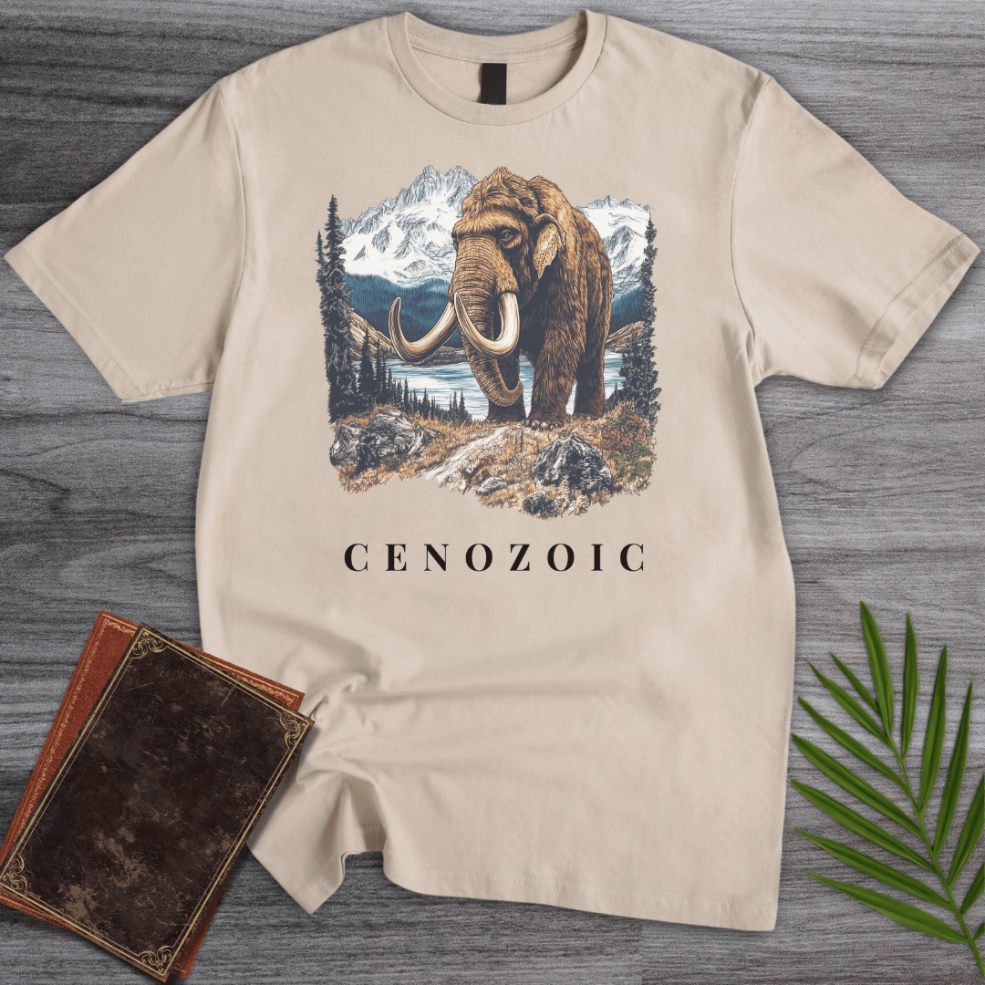 T-Shirt Sand / S Woolly Mammoth in Cenozoic T-Shirt