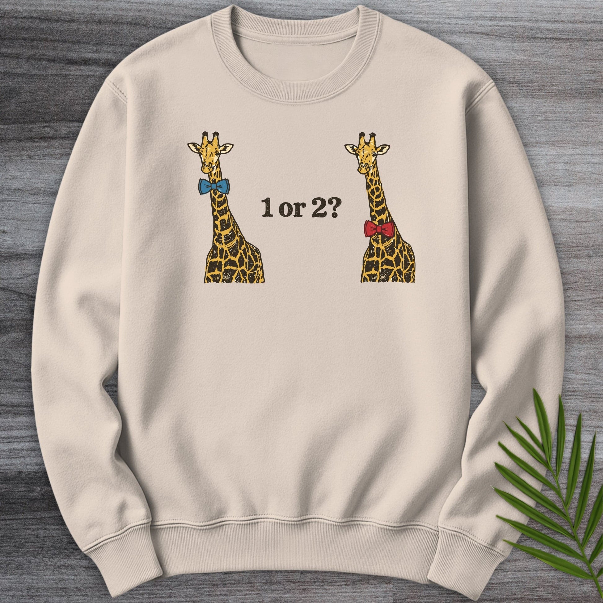 Sweatshirt Sand / S The Giraffe Debate Crewneck