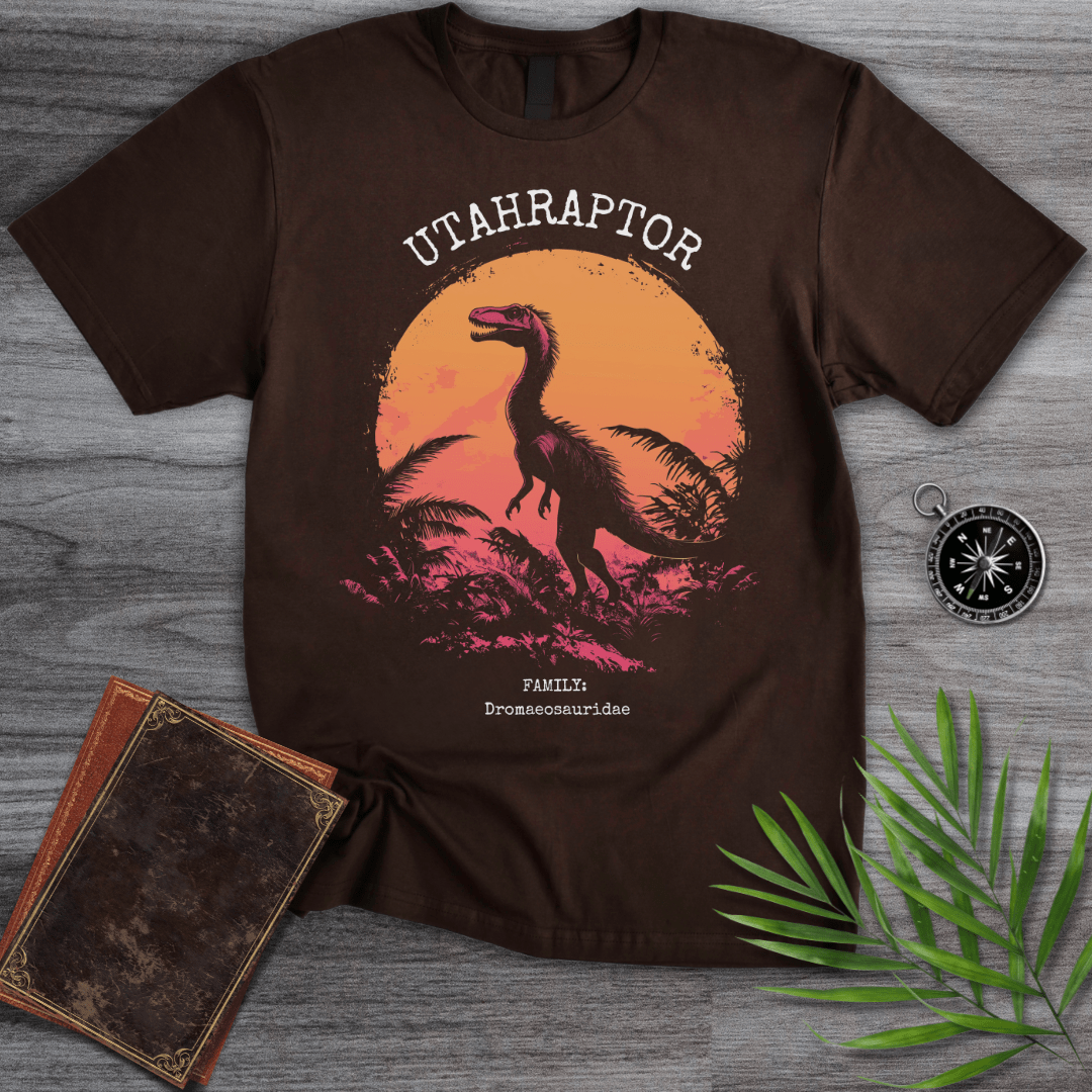 T-Shirt Dark Chocolate / S Utahraptor Vintage Classic T-Shirt