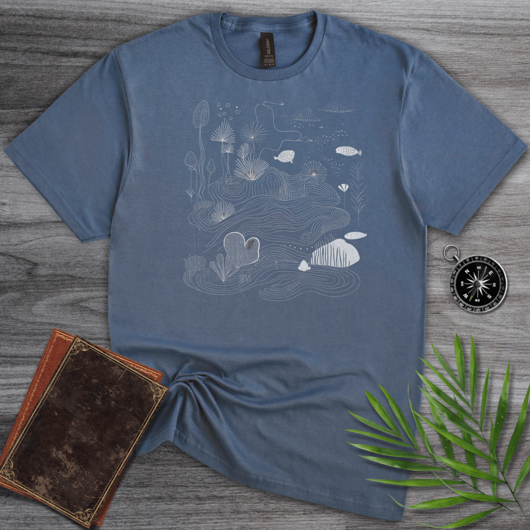 T-Shirt Heather Indigo / S Minimalist River Line Art T-Shirt