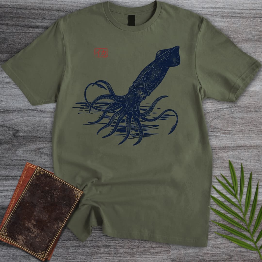 T-Shirt Military Green / S Japanese Tusoteuthis Colossal Squid T-Shirt