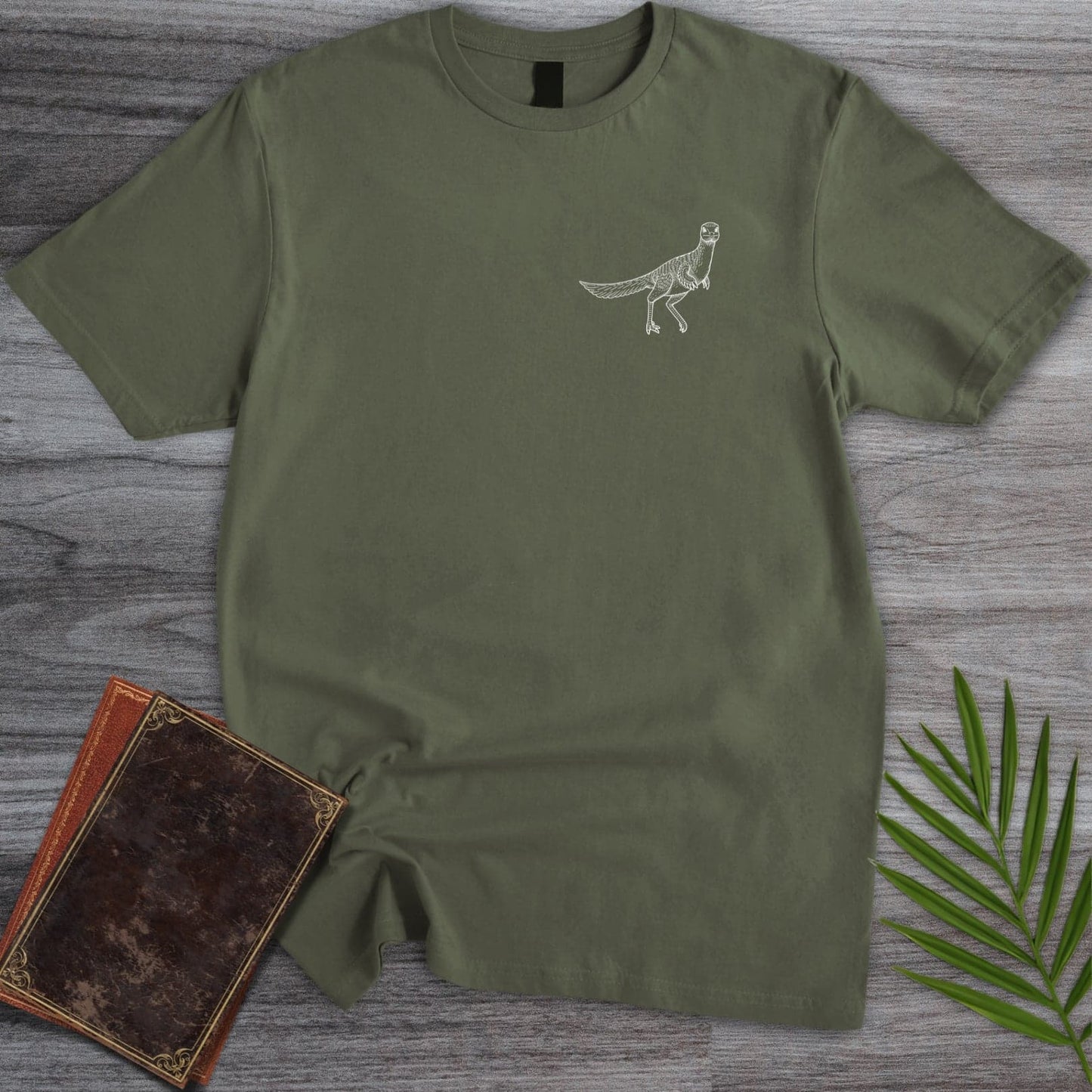 T-Shirt Military Green / S Simple Mononykus Line Art T-Shirt