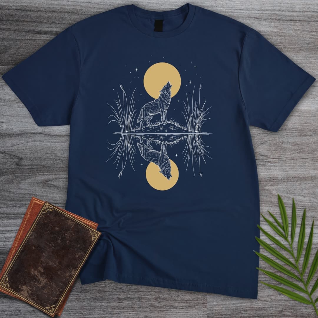 T-Shirt Navy / S Moonlit Howl Wolf T-Shirt
