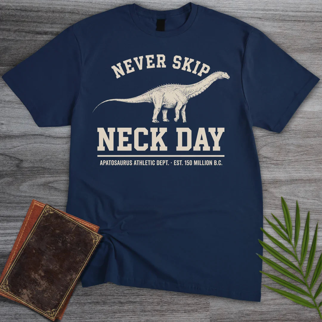 T-Shirt Navy / S Neck Day Apatosaurus T-Shirt