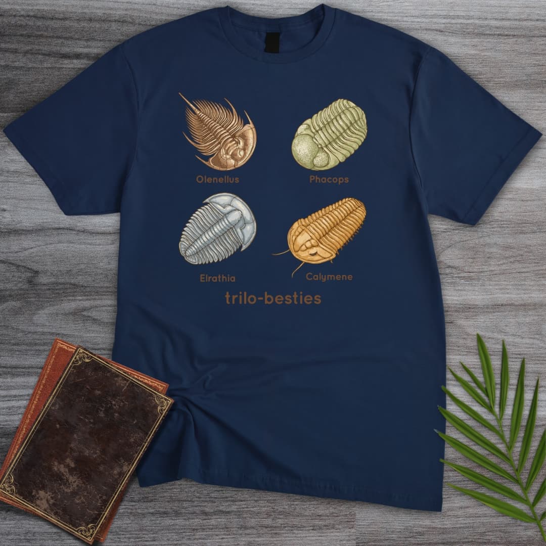 T-Shirt Navy / S Trilobite Besties T-Shirt