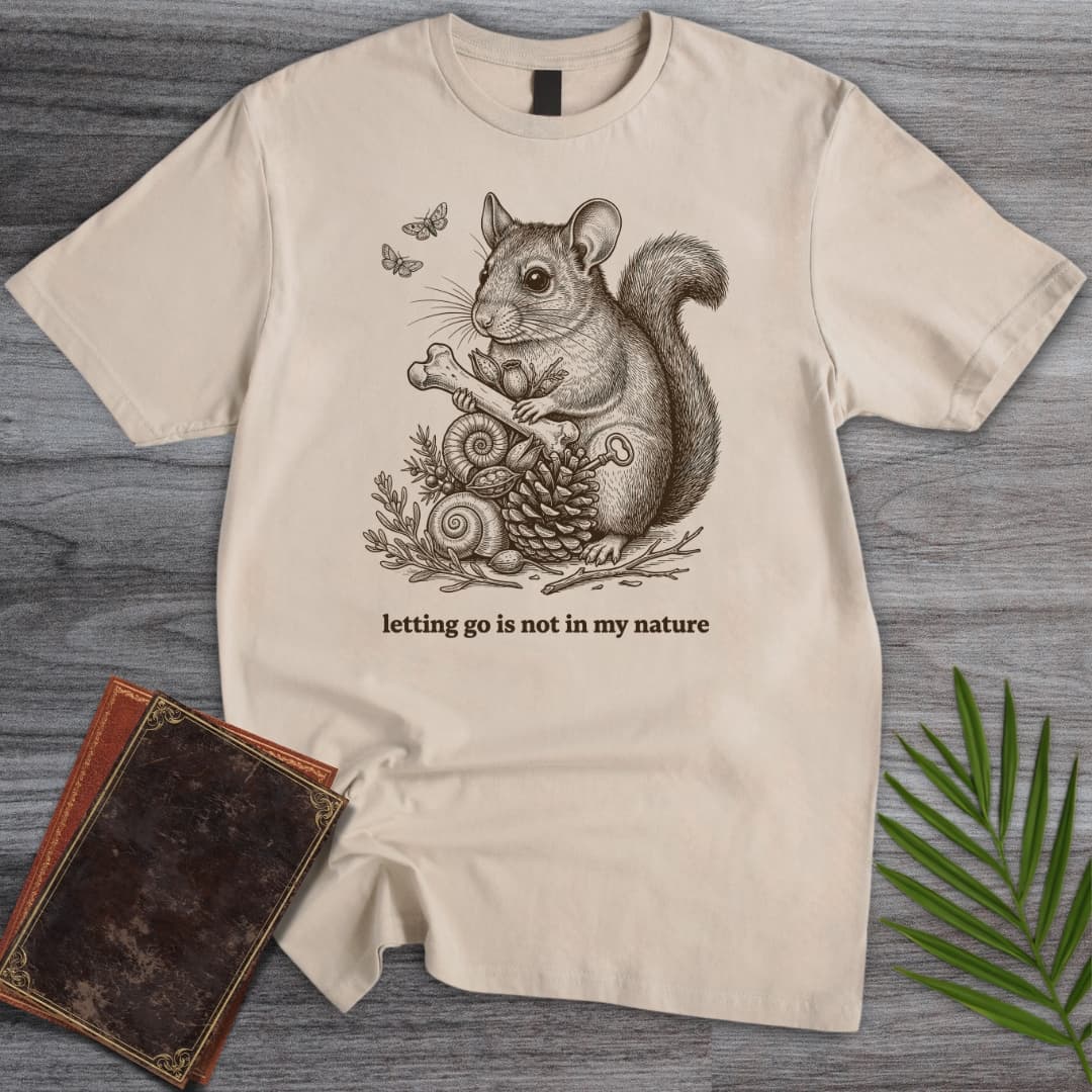 T-Shirt Sand / S Bushy-tailed Woodrat Hoarder T-Shirt
