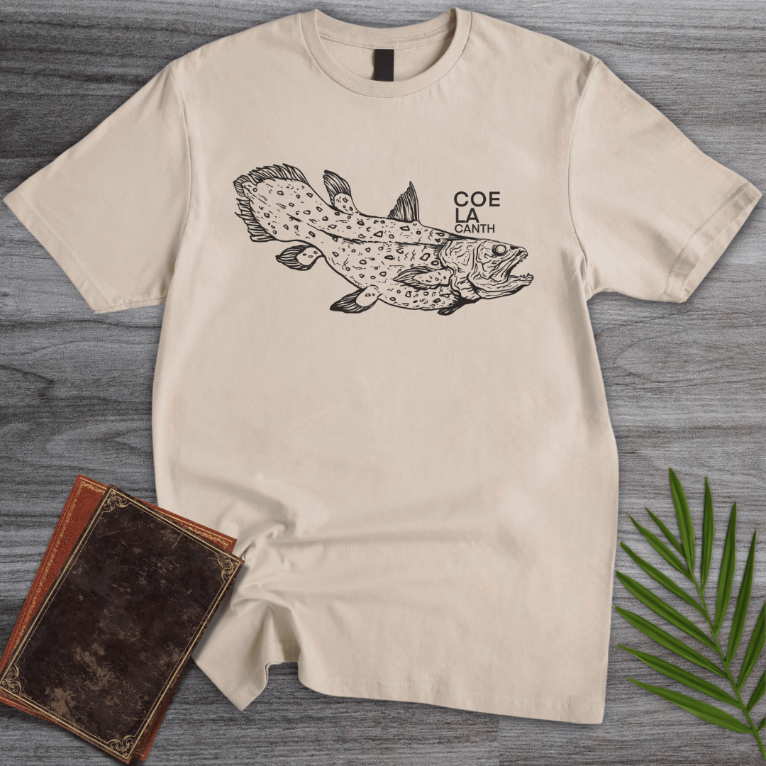 T-Shirt Sand / S Coelacanth: Living Fossil T-Shirt (farkas.art)