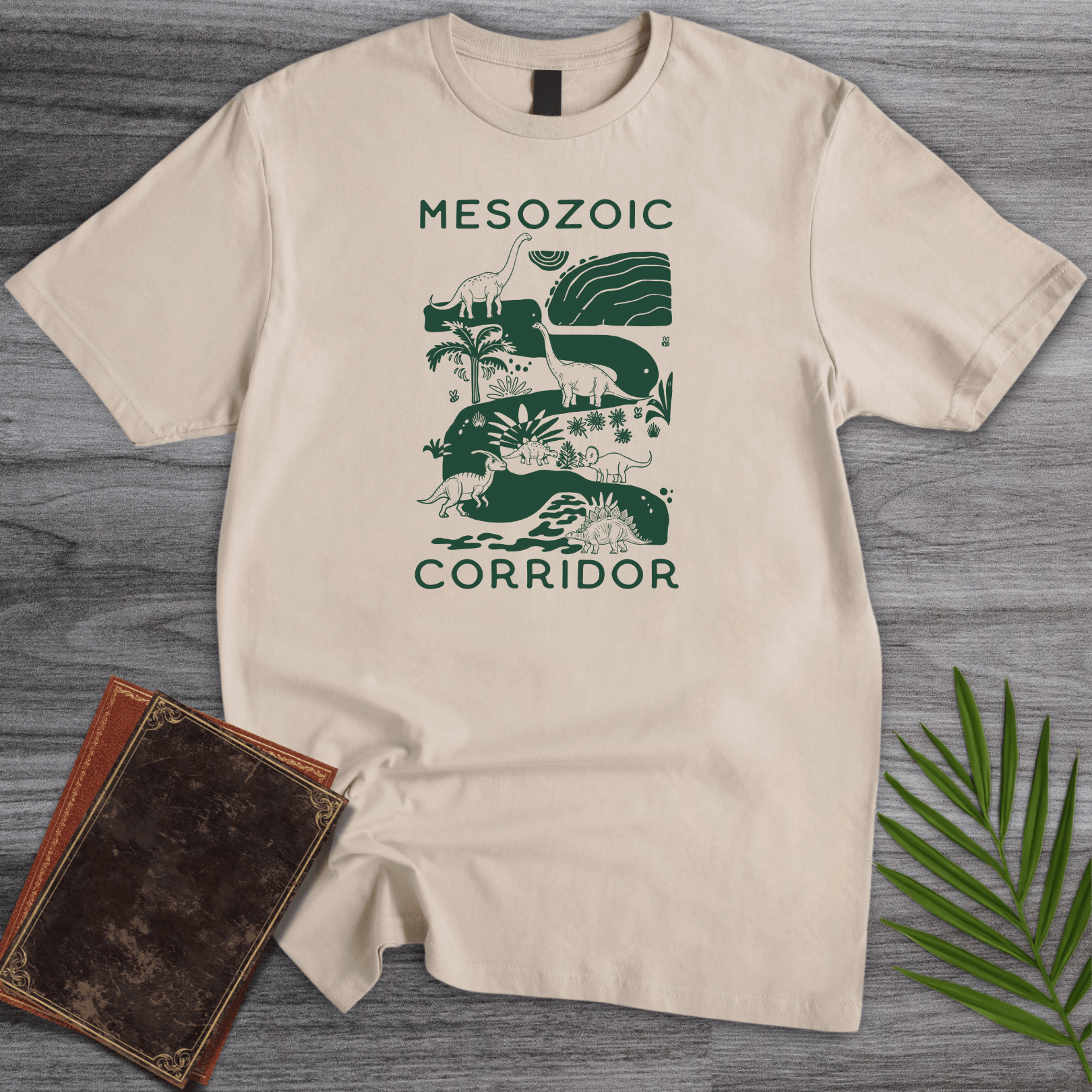 T-Shirt Sand / S Mesozoic Corridor T-Shirt