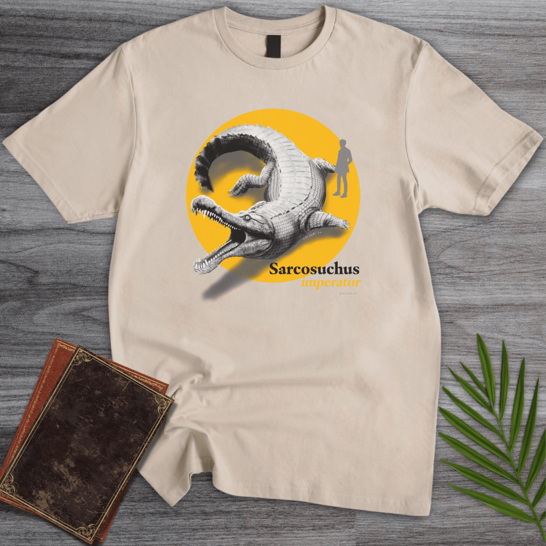 T-Shirt Sand / S Sarcosuchus River Giant T-Shirt (palaeoden_art)