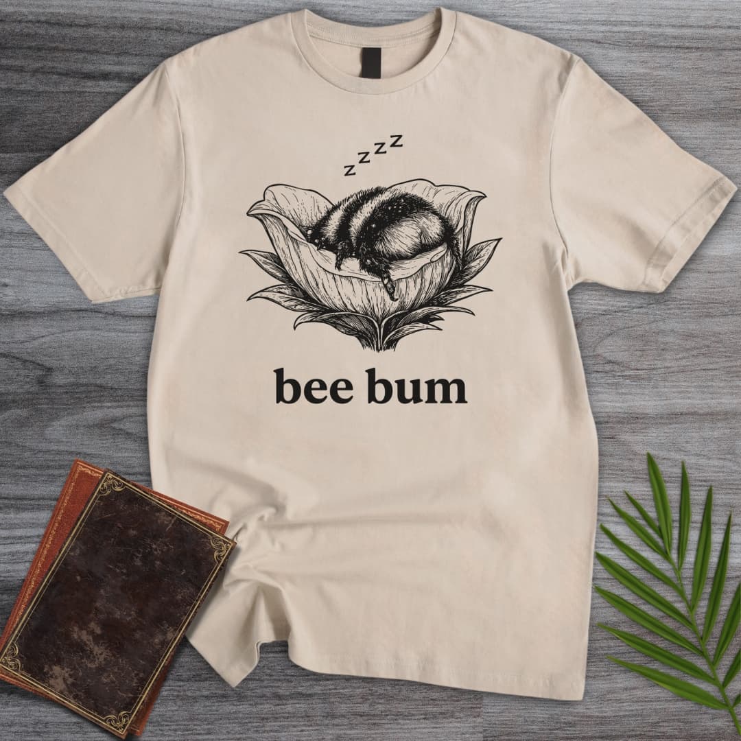 T-Shirt Sand / S Sleepy Bee Bum T-Shirt