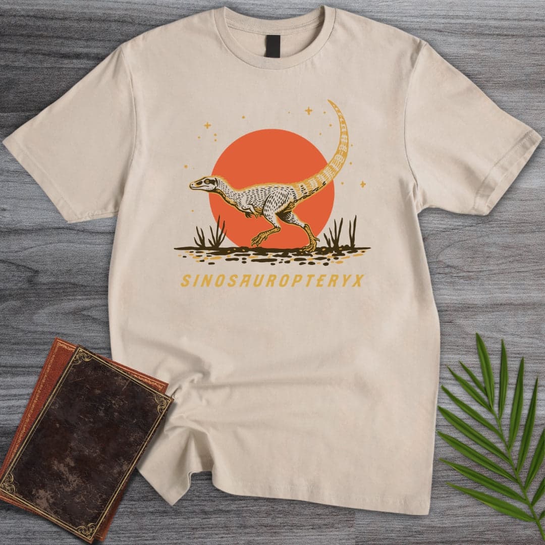 T-Shirt Sand / S The wandering Sinosauropteryx T-Shirt