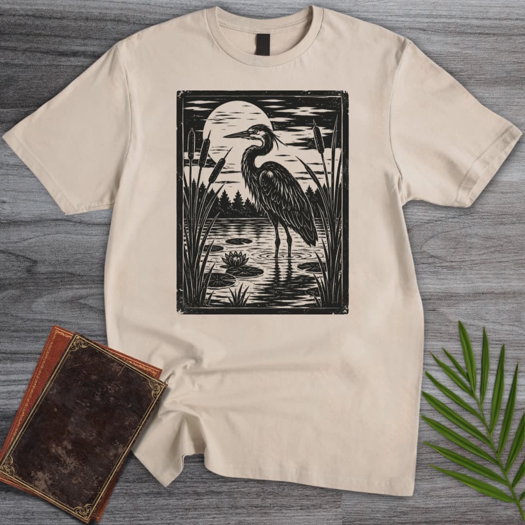 T-Shirt Sand / S Vintage Blue Heron Moon T-Shirt