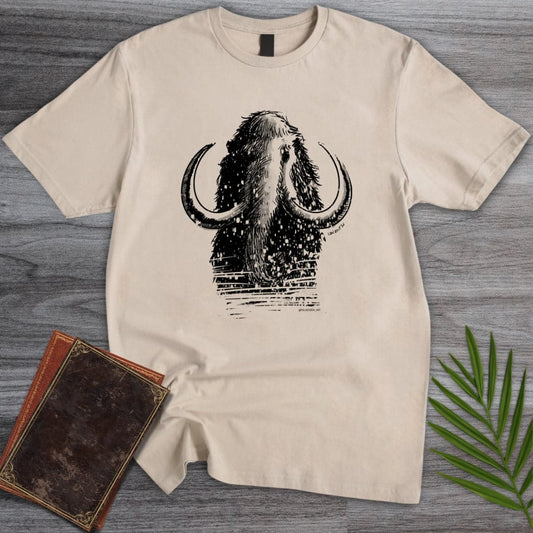 T-Shirt Sand / S Woolly Mammoth: Winter King T-Shirt (ldn_rdnt_art)